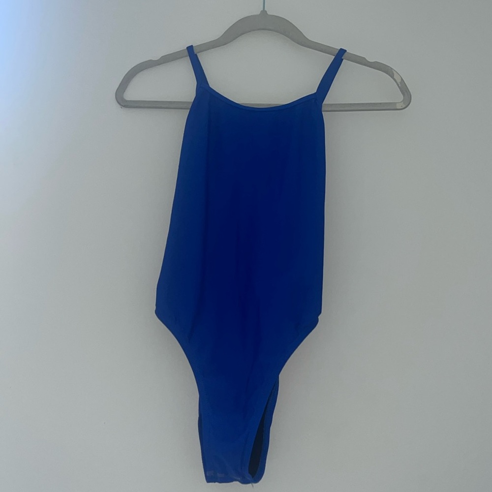 Jolyn Dayno 3 training suit